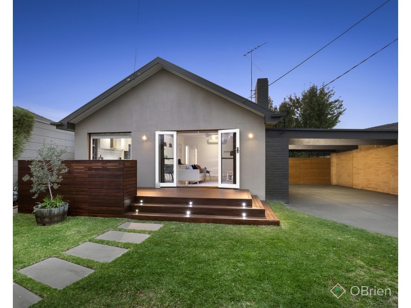 19 Gainsborough Road, Mentone VIC 3194