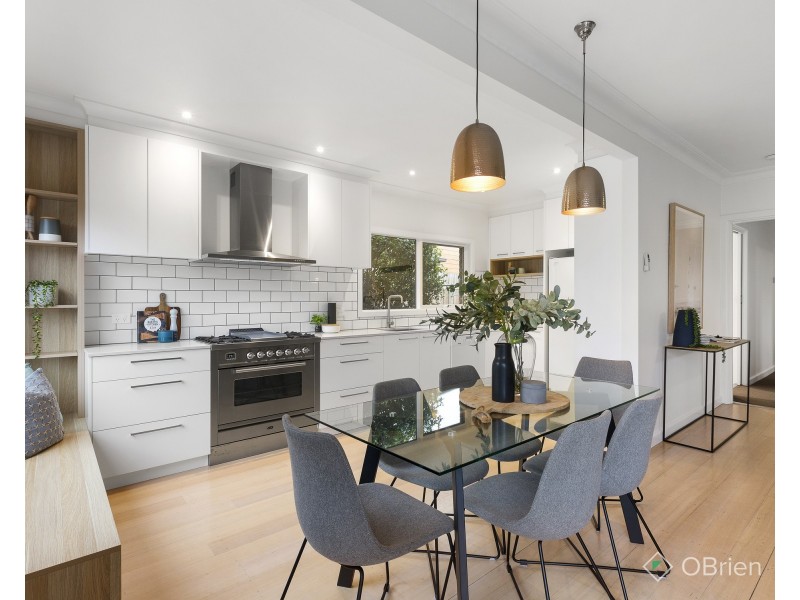 19 Gainsborough Road, Mentone VIC 3194