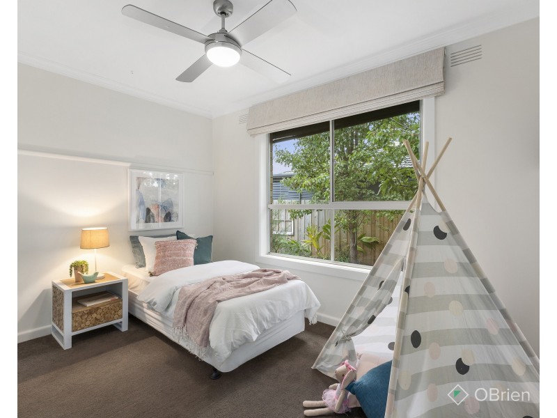 19 Gainsborough Road, Mentone VIC 3194