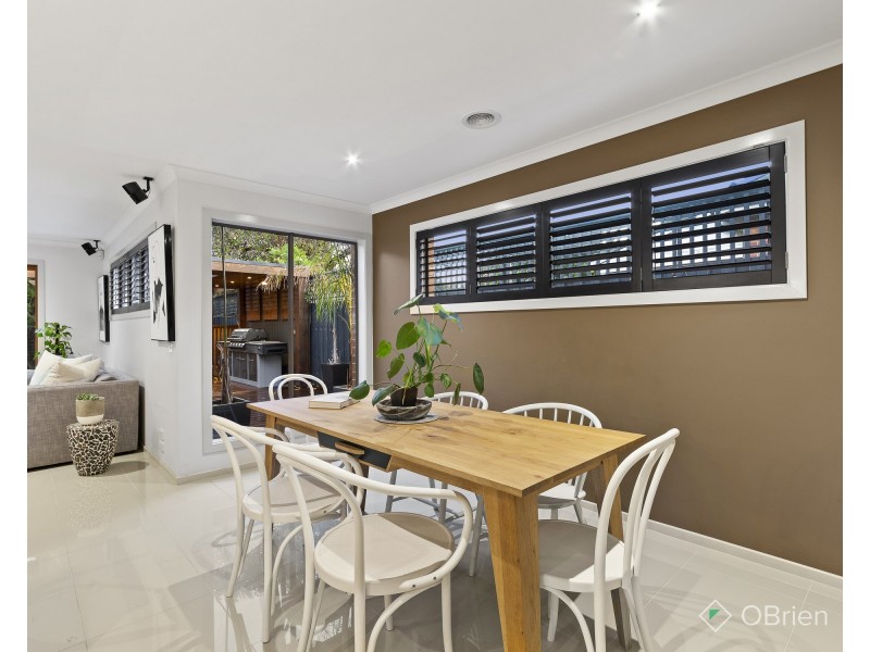 18 Barker Street, Cheltenham VIC 3192