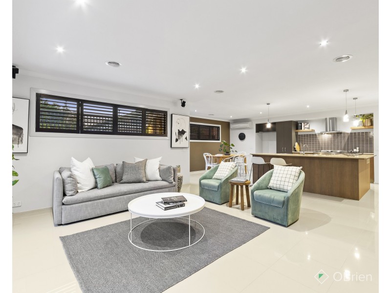 18 Barker Street, Cheltenham VIC 3192