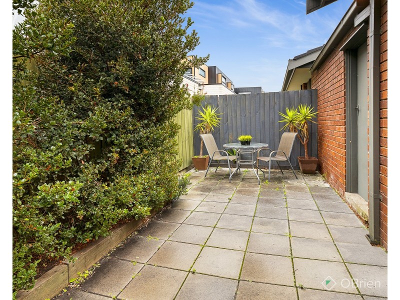 2/460 Como Parade West, Mordialloc VIC 3195