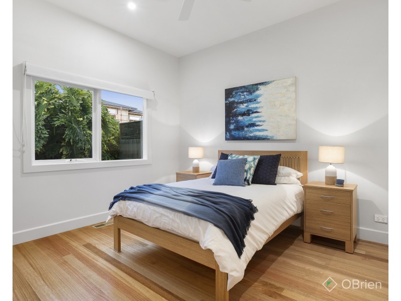 24 Stewart Avenue, Parkdale VIC 3195