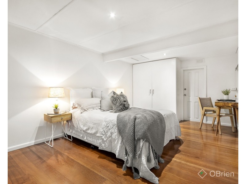 2/166 Charman Road, Mentone VIC 3194