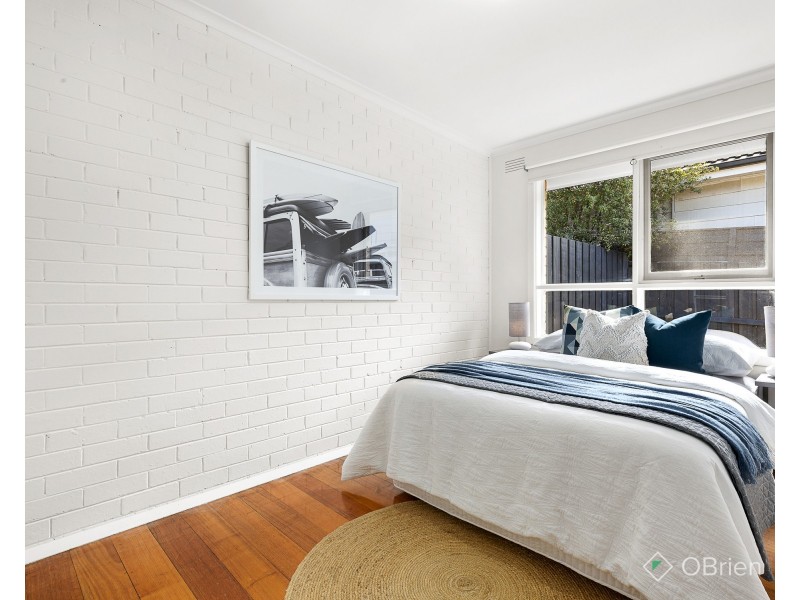 2/11 Mac Crescent, Parkdale VIC 3195