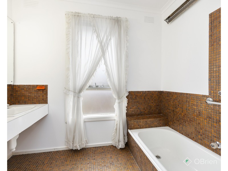 10 Pyingerra Crescent, Cheltenham VIC 3192