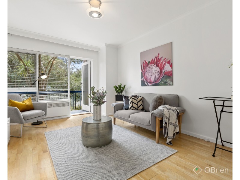 2/10 Commercial Road, Mentone VIC 3194