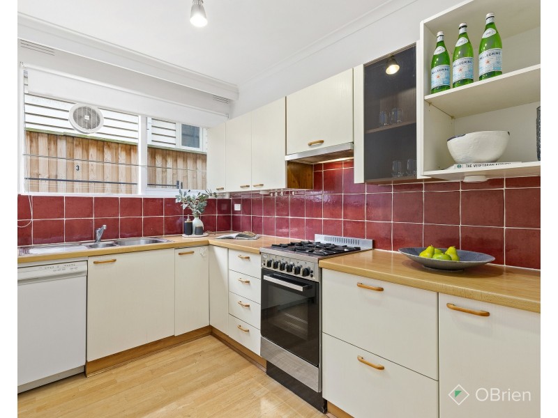 2/10 Commercial Road, Mentone VIC 3194