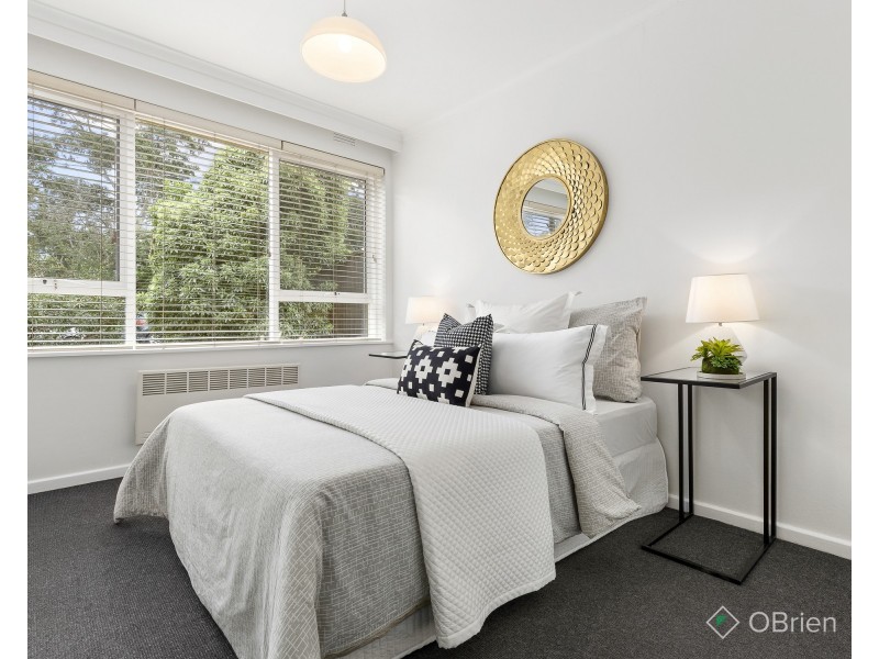 2/10 Commercial Road, Mentone VIC 3194