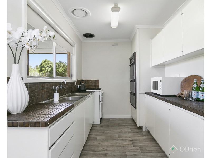 6 Balamara Place, Mornington VIC 3931