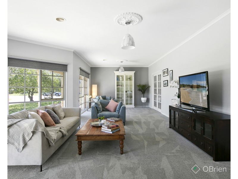 1 Lesa Court, Mount Martha VIC 3934