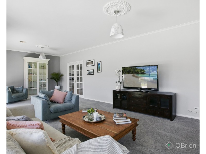 1 Lesa Court, Mount Martha VIC 3934