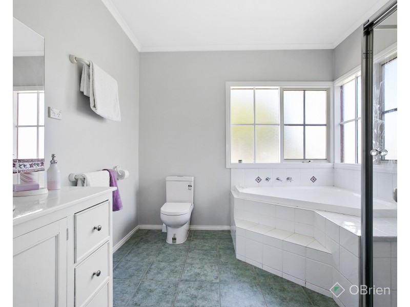 1 Lesa Court, Mount Martha VIC 3934