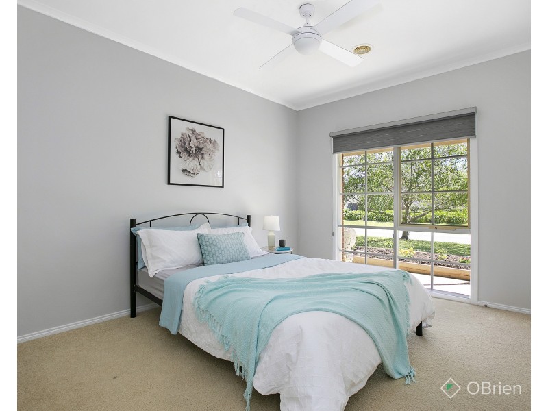 1 Lesa Court, Mount Martha VIC 3934