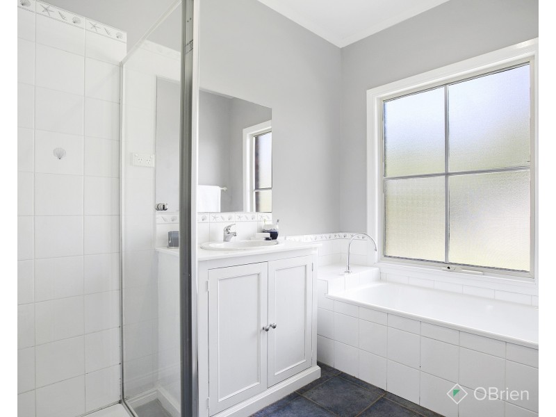 1 Lesa Court, Mount Martha VIC 3934