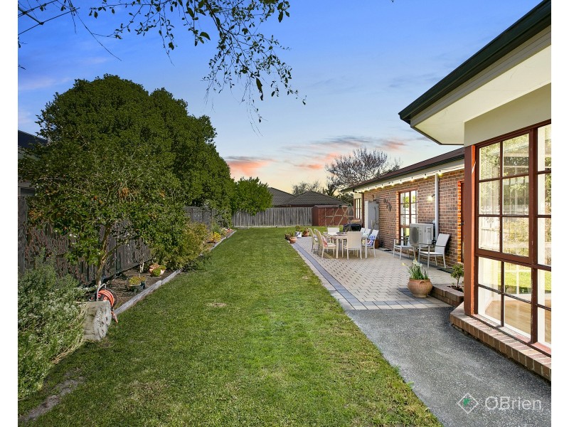 1 Lesa Court, Mount Martha VIC 3934