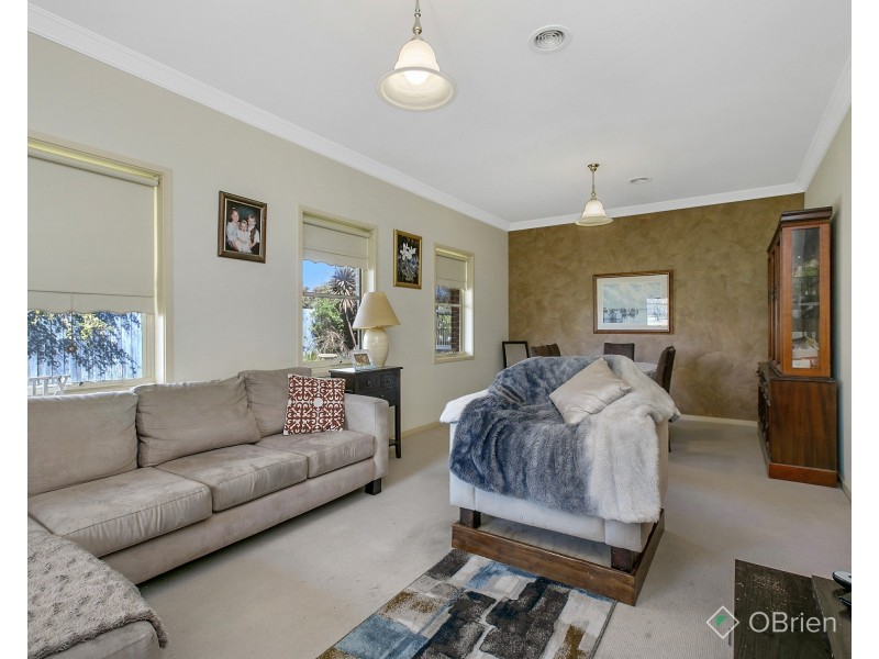 16 Boormanii Drive, Mornington VIC 3931