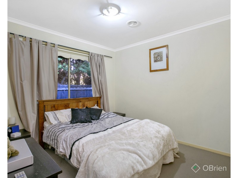 16 Boormanii Drive, Mornington VIC 3931