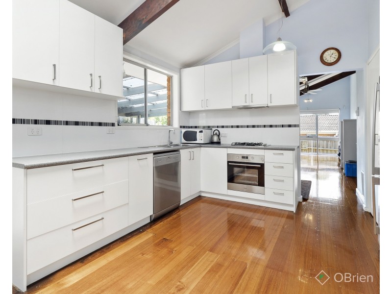 6 Teal Court, Mornington VIC 3931