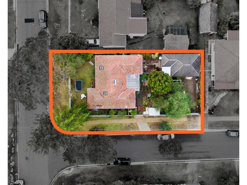 18 Snowden Avenue, Sylvania NSW 2224