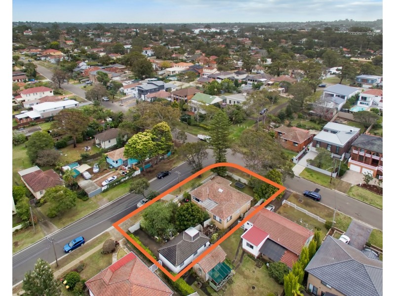 18 Snowden Avenue, Sylvania NSW 2224