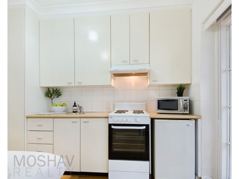 2/12 Ward Avenue, Elizabeth Bay NSW 2011