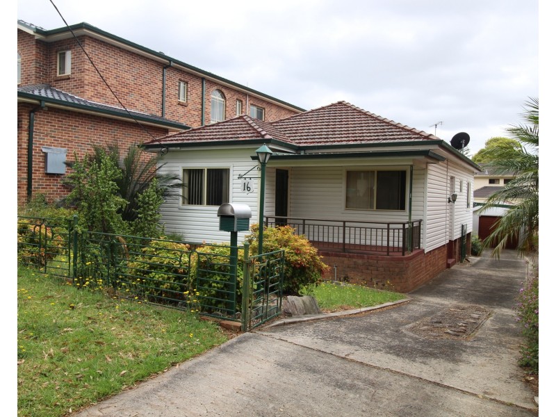 16 Taronga Street, Hurstville NSW 2220