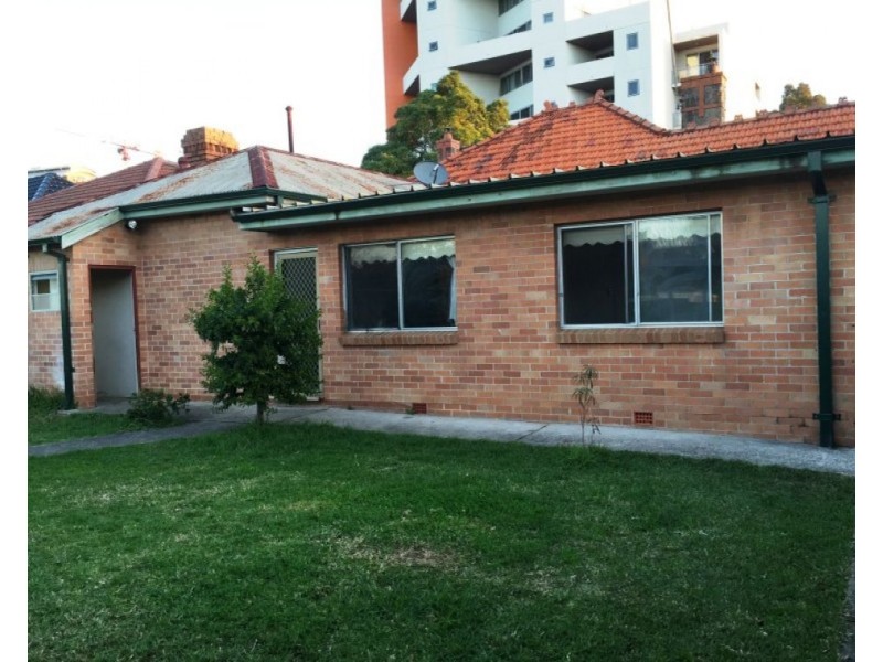 2/16 Patrick Street, Hurstville NSW 2220