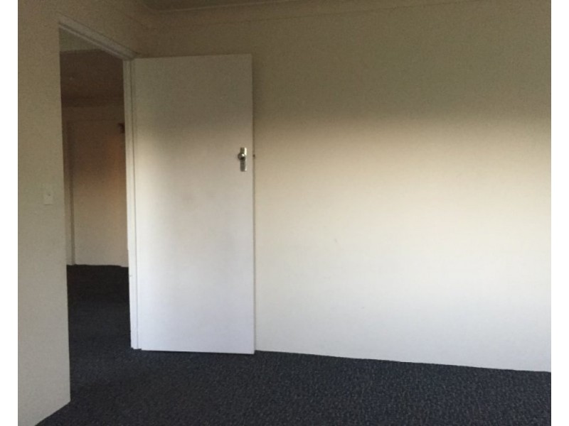 2/16 Patrick Street, Hurstville NSW 2220