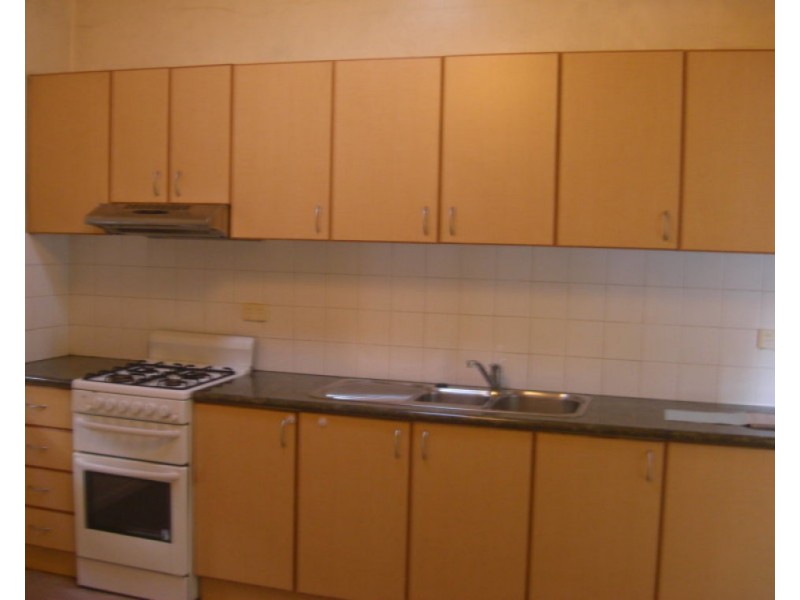 2/16 Patrick Street, Hurstville NSW 2220