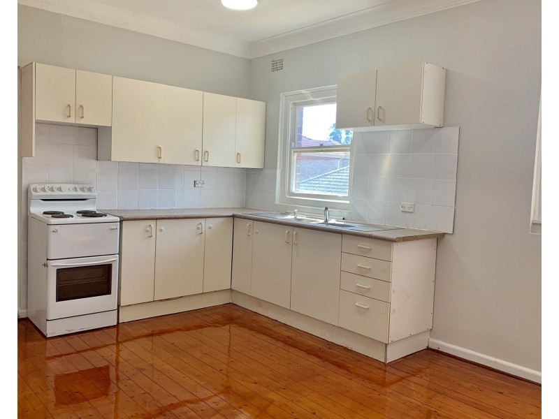 16 Rayment Street, Kingsgrove NSW 2208