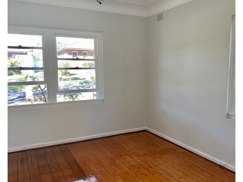 16 Rayment Street, Kingsgrove NSW 2208