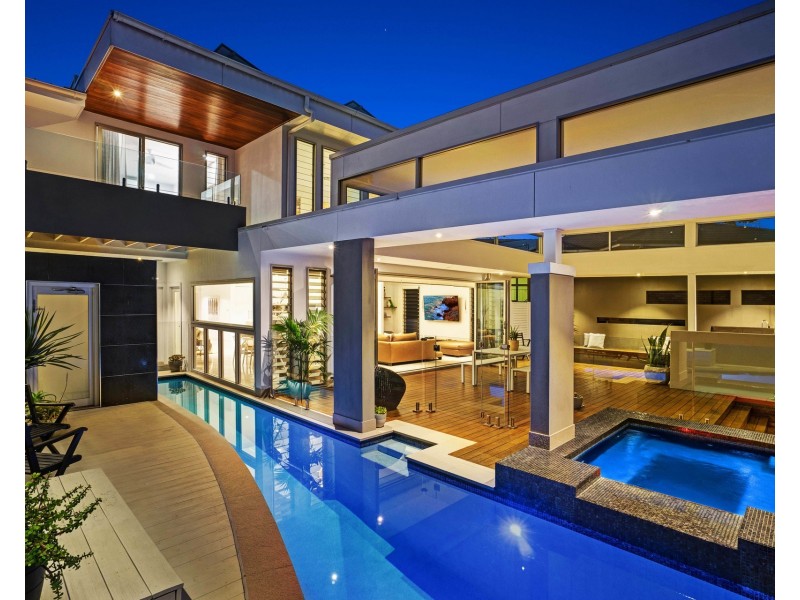 18 Ridge Street, Merewether NSW 2291