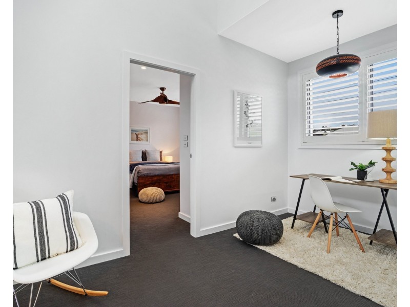 18 Ridge Street, Merewether NSW 2291