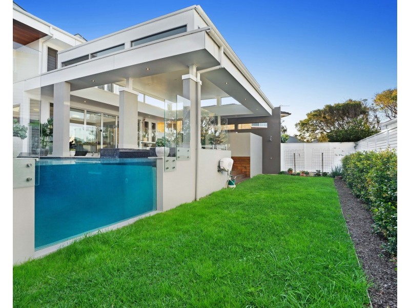 18 Ridge Street, Merewether NSW 2291