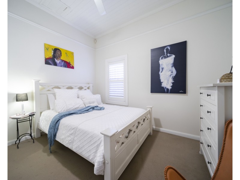 15 Park Street, Hamilton South NSW 2303