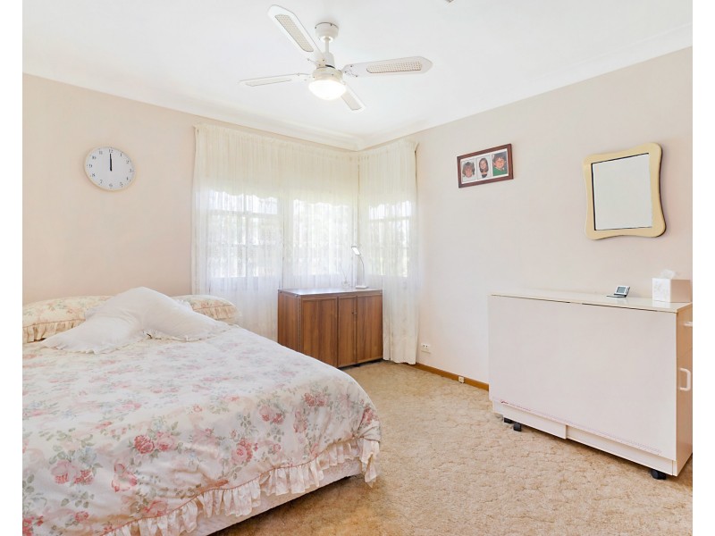 13 Woden Close, Cardiff NSW 2285
