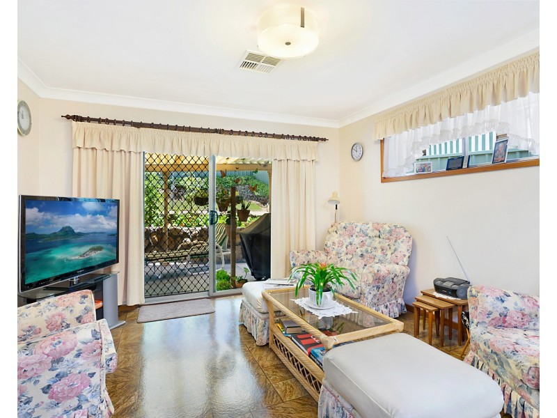 13 Woden Close, Cardiff NSW 2285