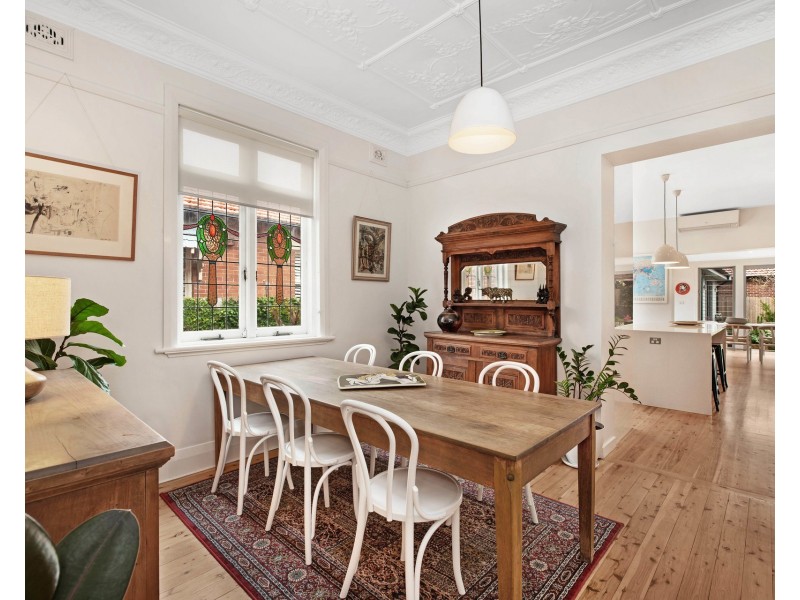 17 Silsoe Street, Hamilton South NSW 2303