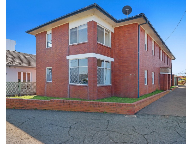 42 Bar Beach Avenue, Bar Beach NSW 2300