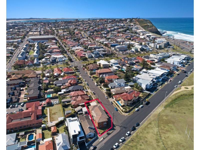 42 Bar Beach Avenue, Bar Beach NSW 2300