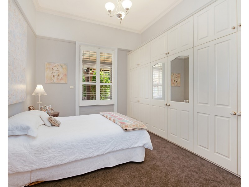 72 Gordon Avenue, Hamilton South NSW 2303