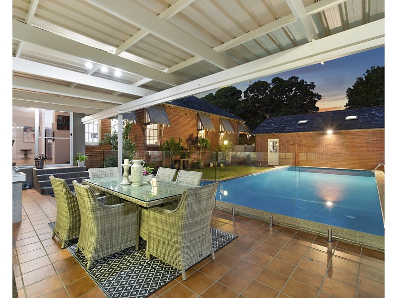 72 Gordon Avenue, Hamilton South NSW 2303