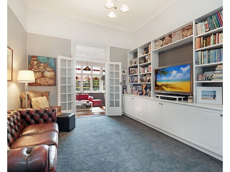 72 Gordon Avenue, Hamilton South NSW 2303
