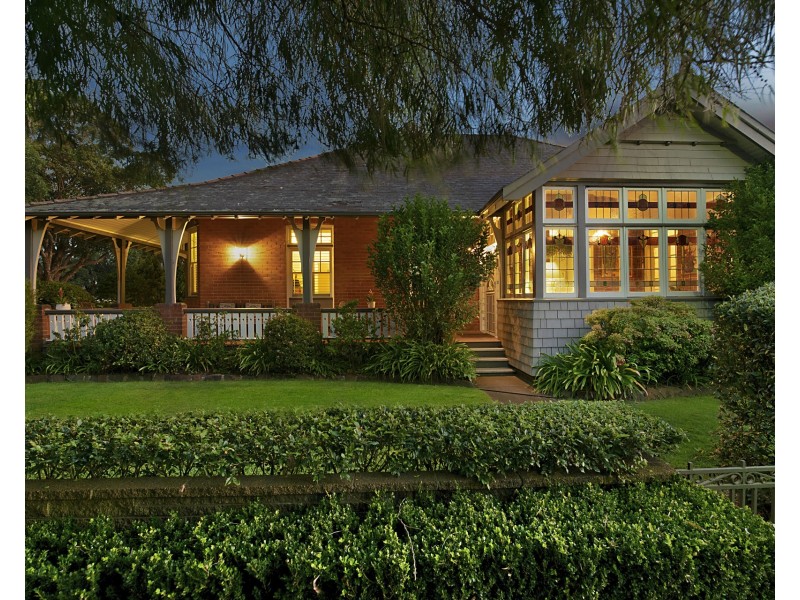 72 Gordon Avenue, Hamilton South NSW 2303