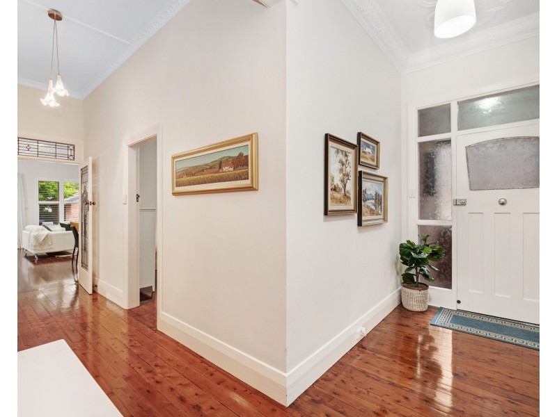 131 Kemp Street, Hamilton South NSW 2303