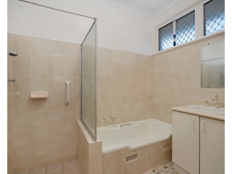 102 Carrington Parade, New Lambton NSW 2305