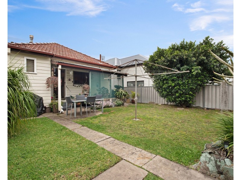 19 McMichael Street, Maryville NSW 2293