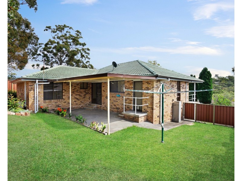 4 Leeward Close, Woodrising NSW 2284
