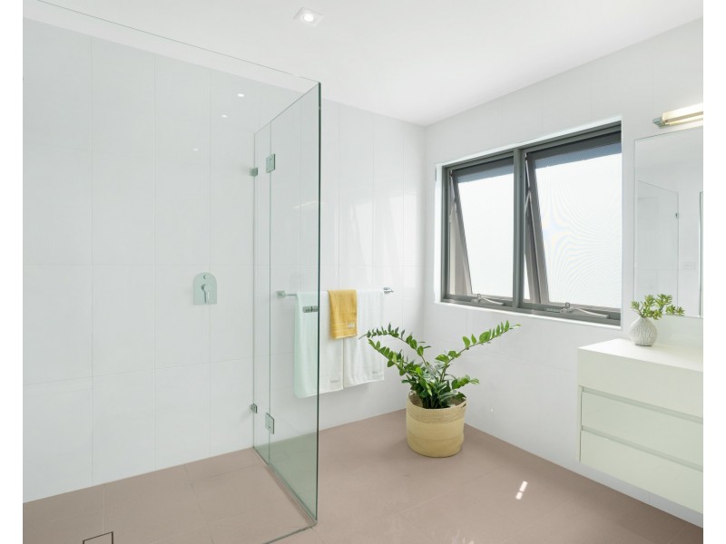 60 Dilkera Avenue, Valentine NSW 2280